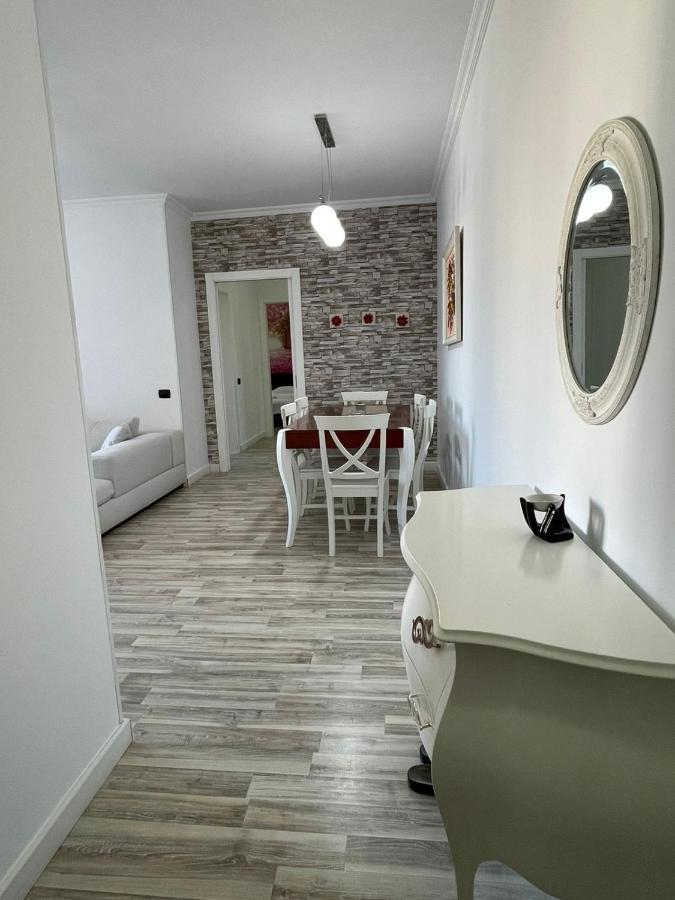 Tirana Center Apartment Exteriör bild